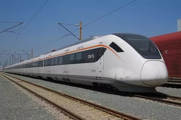 让马斯克都忍不住点赞！中国38个月建成世界最大火车站 印媒发文感慨